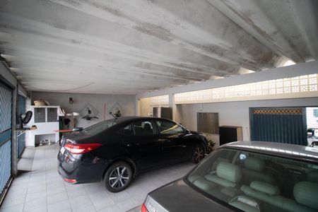 Casa à venda com 107m², 3 quartos e 3 vagasGARAGEM
