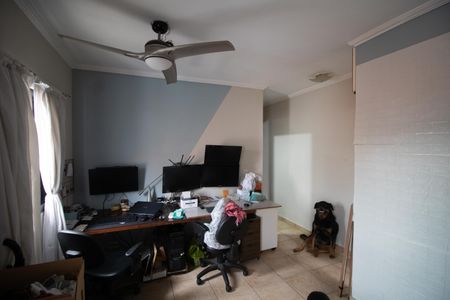 Casa à venda com 107m², 3 quartos e 3 vagasEDÍCULA