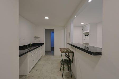 Apartamento para alugar com 128m², 3 quartos e 1 vaga