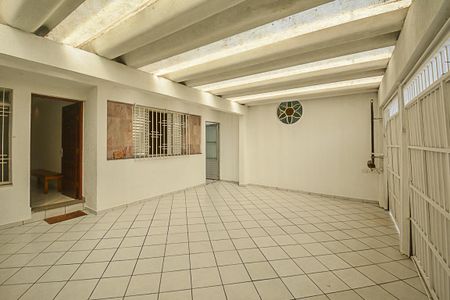 Casa à venda com 133m², 2 quartos e 3 vagasGaragem 