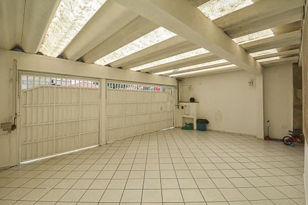 Casa à venda com 133m², 2 quartos e 3 vagasGaragem 