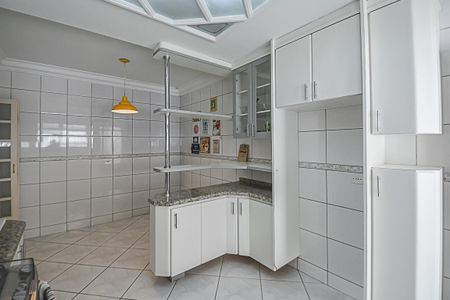 Casa à venda com 133m², 2 quartos e 3 vagasCozinha 