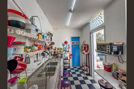 Casa para alugar com 110m², 4 quartos e 1 vaga