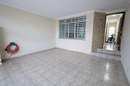 Casa à venda com 122m², 2 quartos e 2 vagasGaragem