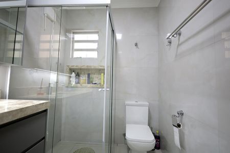 Casa à venda com 122m², 2 quartos e 2 vagasBanheiro
