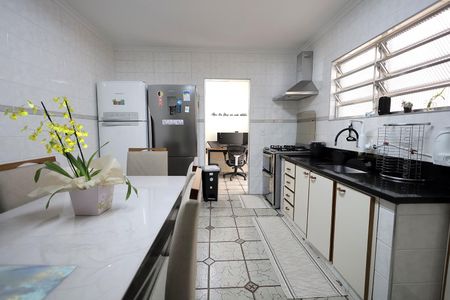 Casa à venda com 122m², 2 quartos e 2 vagasCozinha