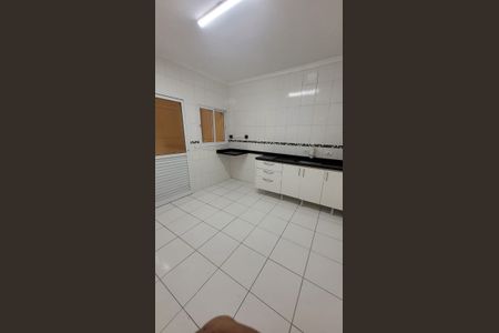 Casa de Condomínio à venda com 2 quartos, 155m² em Vila Eldizia, Santo André