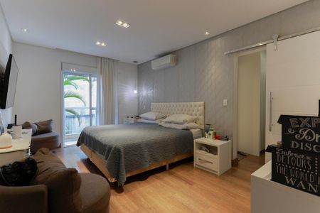 Casa à venda com 450m², 3 quartos e 4 vagas Casa à venda com 450m², 3 quartos e 4 vagasSuíte 1