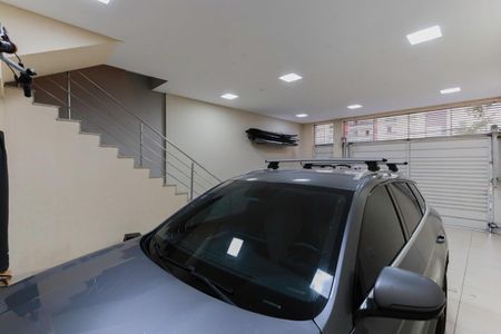 Casa à venda com 450m², 3 quartos e 4 vagas Casa à venda com 450m², 3 quartos e 4 vagasGaragem