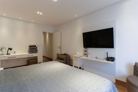 Casa à venda com 450m², 3 quartos e 4 vagas Casa à venda com 450m², 3 quartos e 4 vagasSuíte 1