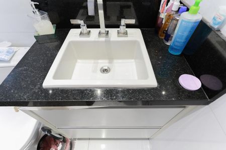 Casa à venda com 450m², 3 quartos e 4 vagas Casa à venda com 450m², 3 quartos e 4 vagasBanheiro da suíte 3