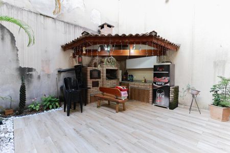 Casa à venda com 450m², 3 quartos e 4 vagas Casa à venda com 450m², 3 quartos e 4 vagasÁrea de lazer