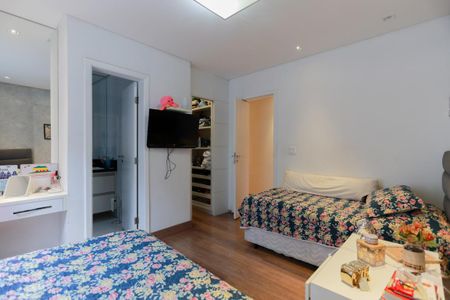 Casa à venda com 450m², 3 quartos e 4 vagas Casa à venda com 450m², 3 quartos e 4 vagasSuíte 3