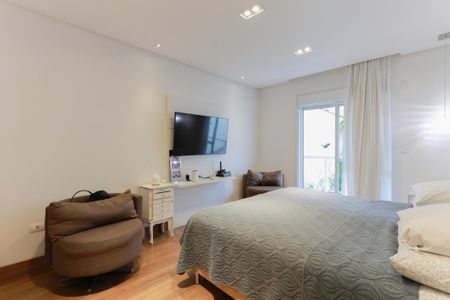 Casa à venda com 450m², 3 quartos e 4 vagas Casa à venda com 450m², 3 quartos e 4 vagasSuíte 1