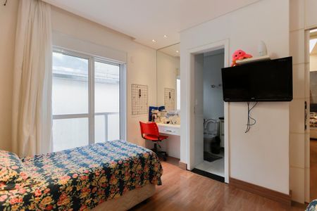 Casa à venda com 450m², 3 quartos e 4 vagas Casa à venda com 450m², 3 quartos e 4 vagasSuíte 3