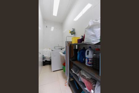 Casa à venda com 450m², 3 quartos e 4 vagas Casa à venda com 450m², 3 quartos e 4 vagasÁrea de serviço