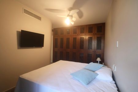 Apartamento para alugar com 280m², 4 quartos e 2 vagas Apartamento para alugar com 280m², 4 quartos e 2 vagasSuíte