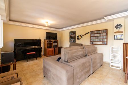 Casa de condomínio à venda com 335m², 4 quartos e 4 vagasSala 2