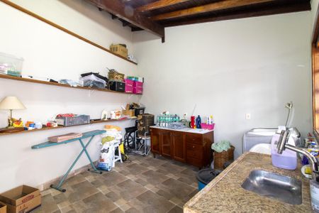 Casa de condomínio à venda com 335m², 4 quartos e 4 vagasÁrea de Serviço