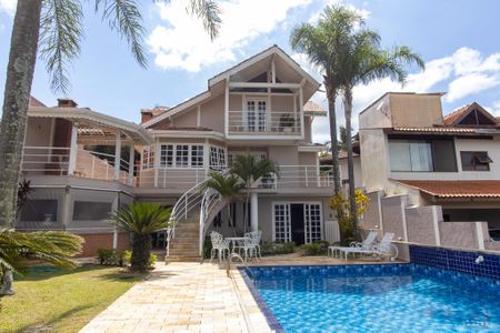 Casa de condomínio à venda com 335m², 4 quartos e 4 vagasÁrea externa