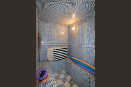 Casa de condomínio à venda com 335m², 4 quartos e 4 vagasSauna