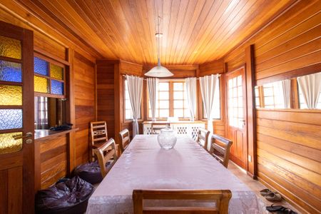 Casa de condomínio à venda com 335m², 4 quartos e 4 vagasSala de Jantar