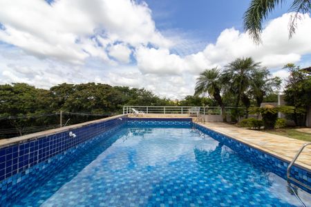 Casa de condomínio à venda com 335m², 4 quartos e 4 vagasPiscina