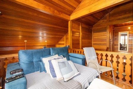 Casa de condomínio à venda com 335m², 4 quartos e 4 vagasSala de TV