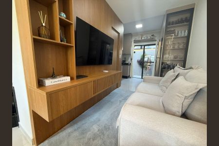 Casa à venda com 64m², 2 quartos e 1 vagaSala