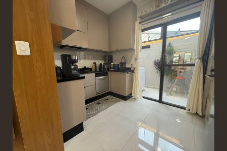 Casa à venda com 64m², 2 quartos e 1 vagaCozinha