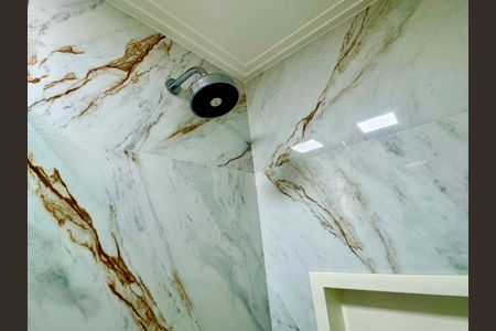 Apartamento à venda com 73m², 2 quartos e 2 vagasBanheiro 2