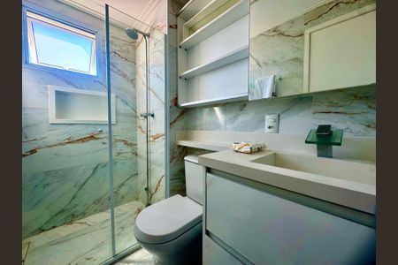 Apartamento à venda com 73m², 2 quartos e 2 vagas Apartamento à venda com 73m², 2 quartos e 2 vagasBanheiro 1