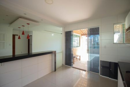 Casa para alugar com 120m², 3 quartos e sem vagaCozinha