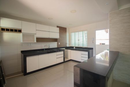 Casa para alugar com 120m², 3 quartos e sem vagaCozinha