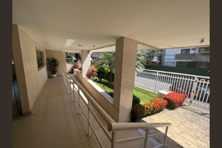 Apartamento à venda com 143m², 3 quartos e 3 vagas Apartamento à venda com 143m², 3 quartos e 3 vagasÁrea externa