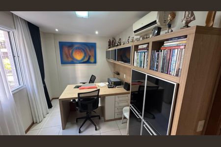 Apartamento à venda com 143m², 3 quartos e 3 vagas Apartamento à venda com 143m², 3 quartos e 3 vagasQuarto 3