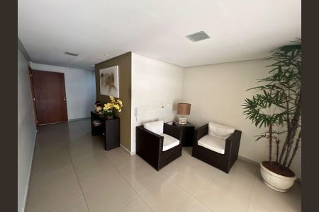 Apartamento à venda com 143m², 3 quartos e 3 vagas Apartamento à venda com 143m², 3 quartos e 3 vagasÁrea externa