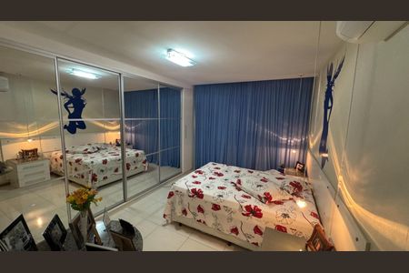 Apartamento à venda com 143m², 3 quartos e 3 vagas Apartamento à venda com 143m², 3 quartos e 3 vagasQuarto 2