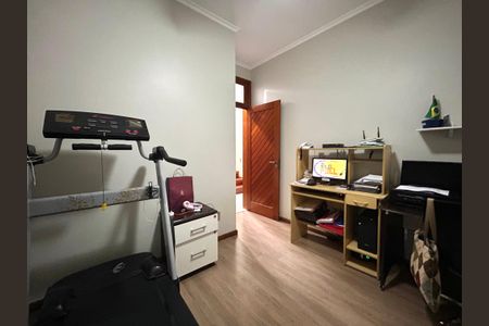 Casa para alugar com 374m², 6 quartos e 6 vagas Casa para alugar com 374m², 6 quartos e 6 vagasQuarto 2