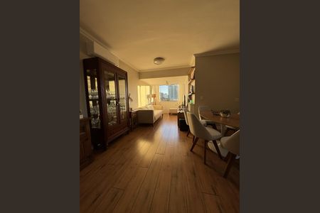 Sala de apartamento para alugar com 2 quartos, 81m² em Passo d’Areia, Porto Alegre