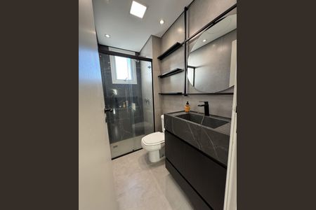 Apartamento para alugar com 81m², 2 quartos e 1 vaga Apartamento para alugar com 81m², 2 quartos e 1 vagaBanheiro 2