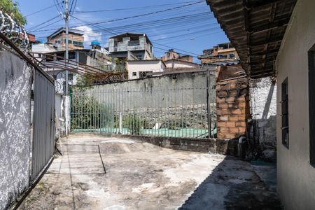 Casa para alugar com 70m², 2 quartos e 2 vagas Casa para alugar com 70m², 2 quartos e 2 vagasGaragem