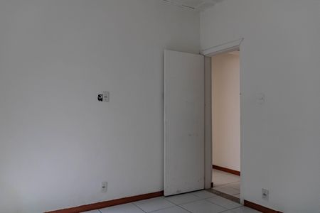 Casa para alugar com 70m², 2 quartos e 2 vagas Casa para alugar com 70m², 2 quartos e 2 vagasQuarto 2