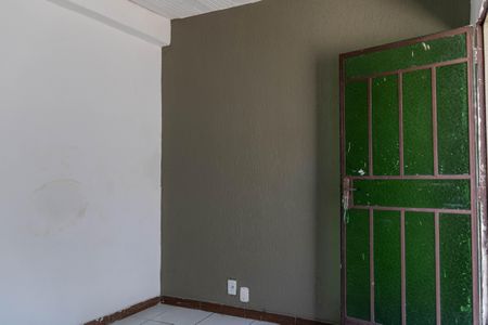 Casa para alugar com 70m², 2 quartos e 2 vagas Casa para alugar com 70m², 2 quartos e 2 vagasSala