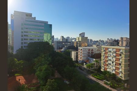 Sala - Vista de apartamento à venda com 1 quarto, 38m² em Rio Branco, Porto Alegre