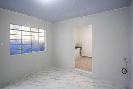 Casa para alugar com 55m², 2 quartos e 1 vaga Casa para alugar com 55m², 2 quartos e 1 vagaSala