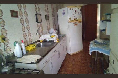 Apartamento à venda com 135m², 2 quartos e sem vaga Apartamento à venda com 135m², 2 quartos e sem vagaCozinha