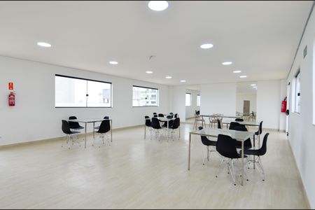 Apartamento à venda com 43m², 2 quartos e 1 vagaArea Comum - Salão de Festas