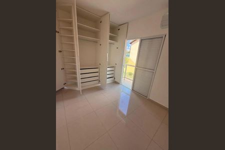 Casa de condomínio para alugar com 100m², 2 quartos e 2 vagas Casa de condomínio para alugar com 100m², 2 quartos e 2 vagasQuarto