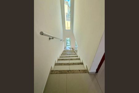 Casa de condomínio para alugar com 100m², 2 quartos e 2 vagas Casa de condomínio para alugar com 100m², 2 quartos e 2 vagasSala
